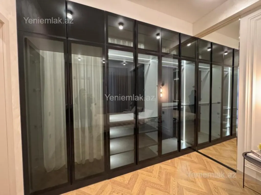 Satılır 3 otaqlı yeni tikili 70 m²