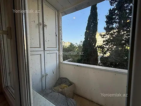 Satılır 3 otaqlı köhnə tikili 85 m²