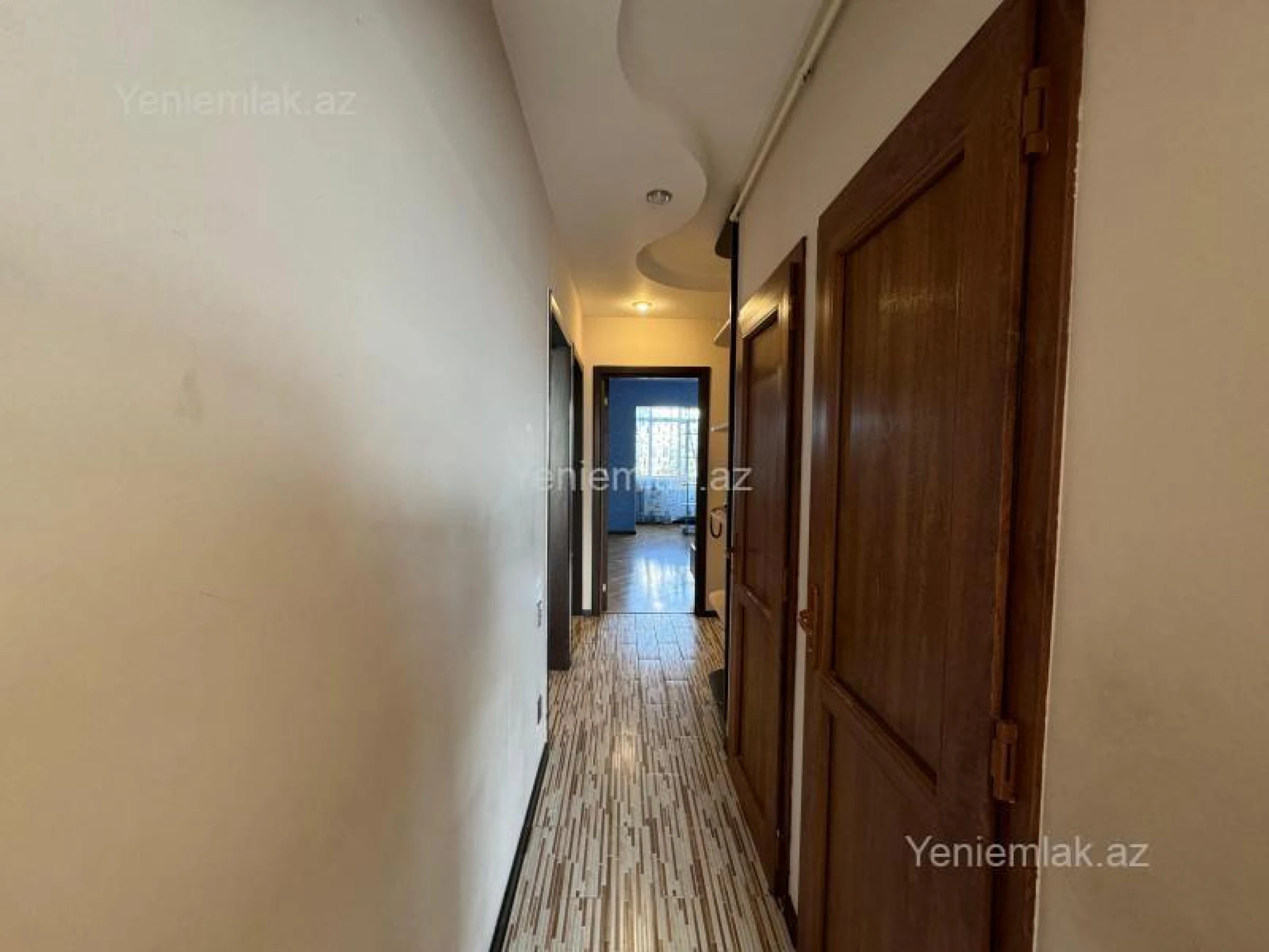 Satılır 3 otaqlı köhnə tikili 85 m²