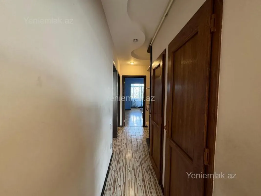 Satılır 3 otaqlı köhnə tikili 85 m²