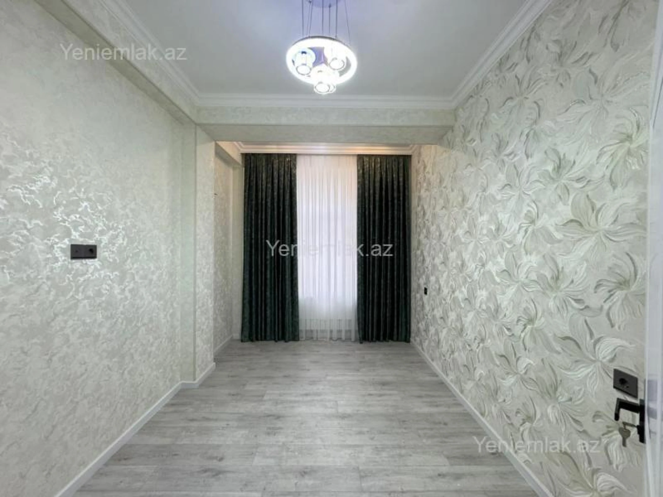 Satılır 3 otaqlı yeni tikili 105 m²