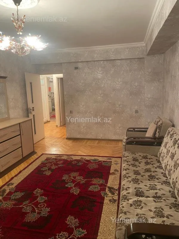 Satılır 2 otaqlı köhnə tikili 65 m²