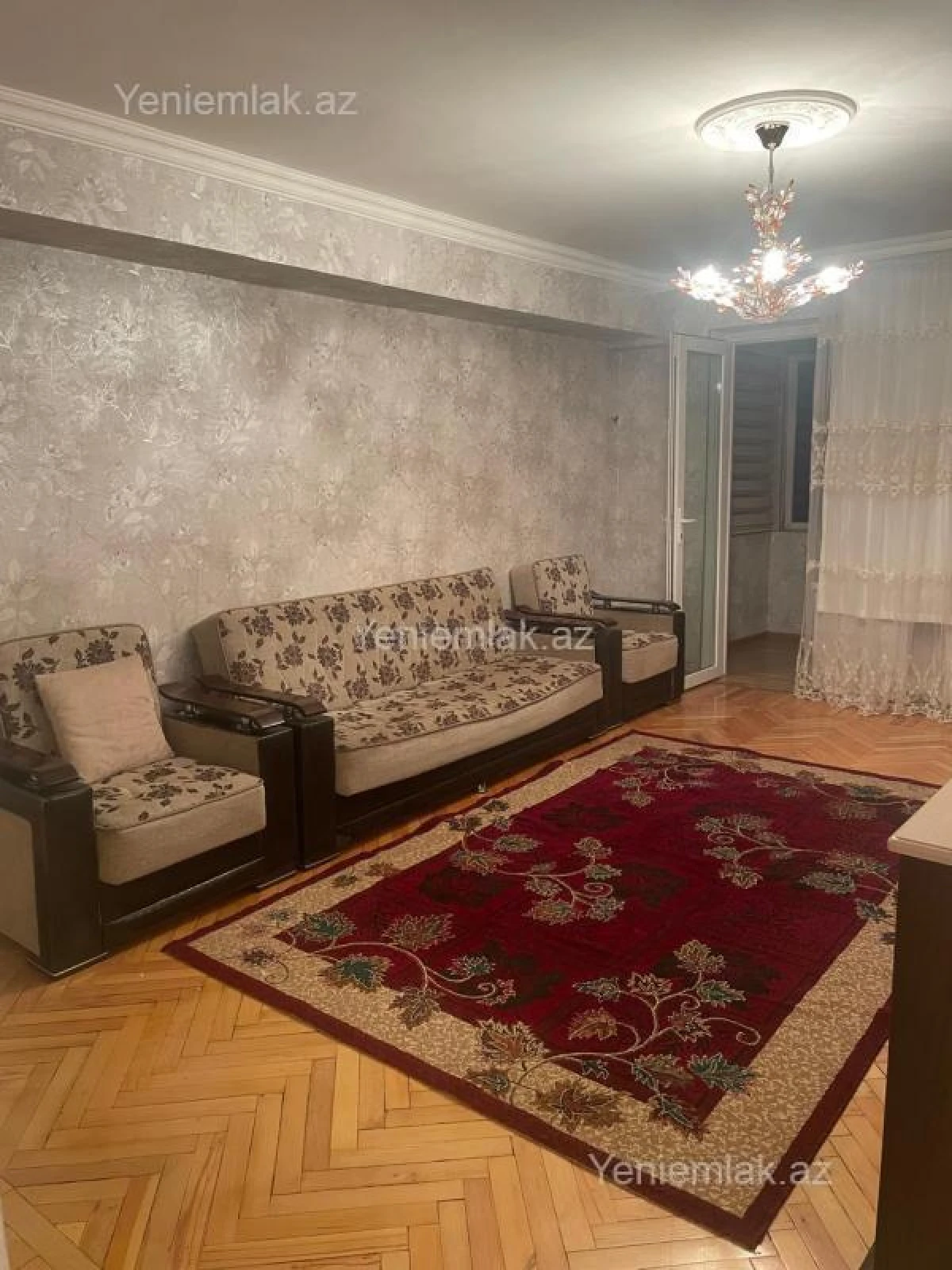 Satılır 2 otaqlı köhnə tikili 65 m²