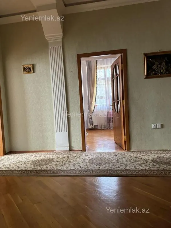 Satılır 7 otaqlı obyekt 370 m²