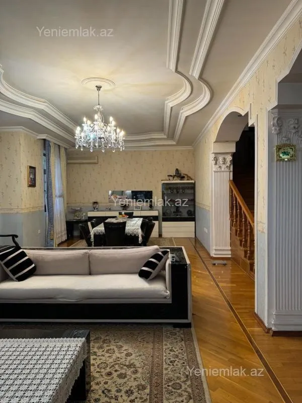 Satılır 7 otaqlı obyekt 370 m²