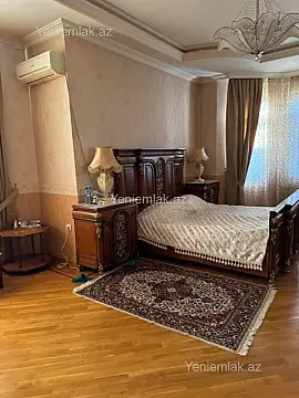 Satılır 7 otaqlı obyekt 370 m²