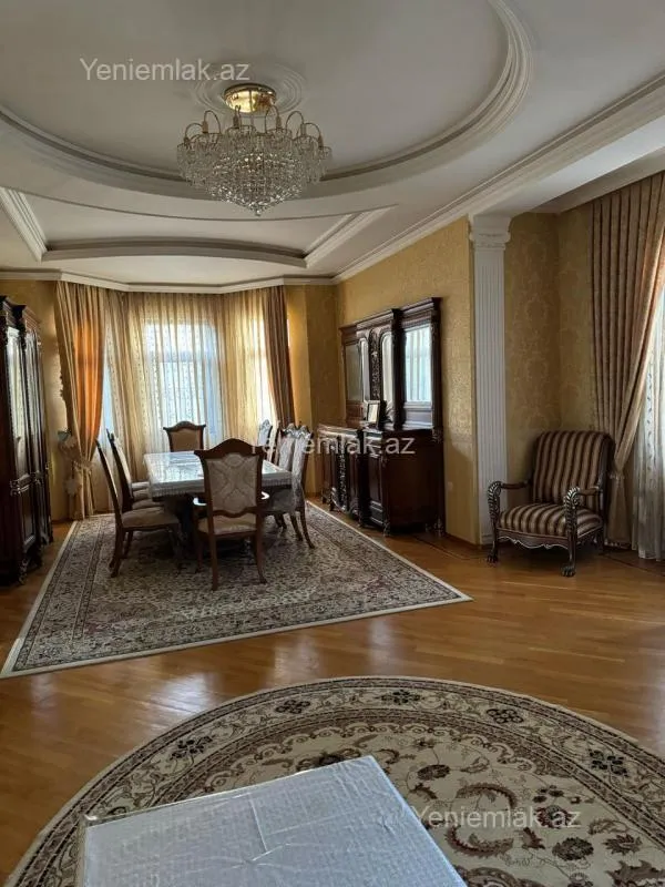 Satılır 7 otaqlı obyekt 370 m²