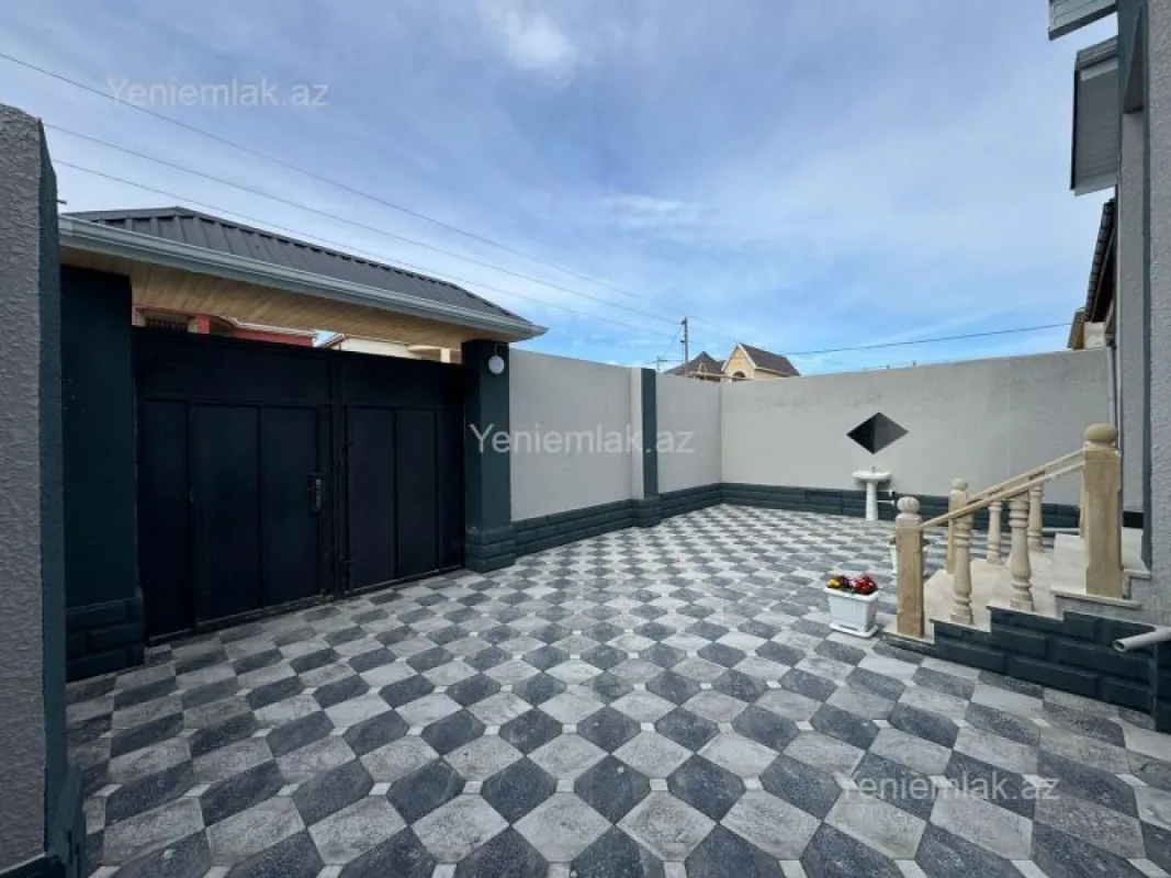 Satılır 4 otaqlı həyət evi 120 m²