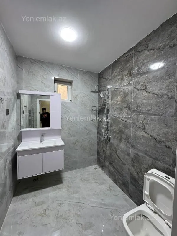 Satılır 4 otaqlı həyət evi 120 m²