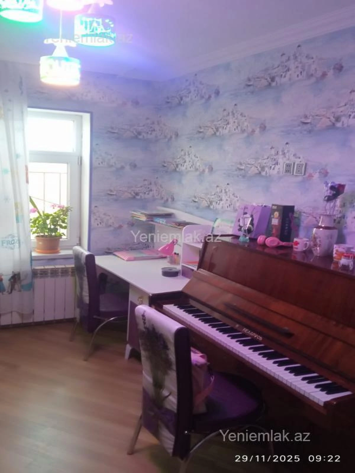 Satılır 3 otaqlı köhnə tikili 90 m²