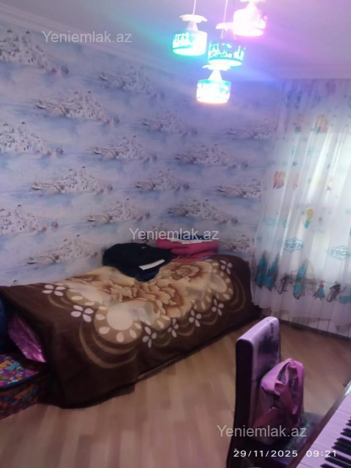 Satılır 3 otaqlı köhnə tikili 90 m²