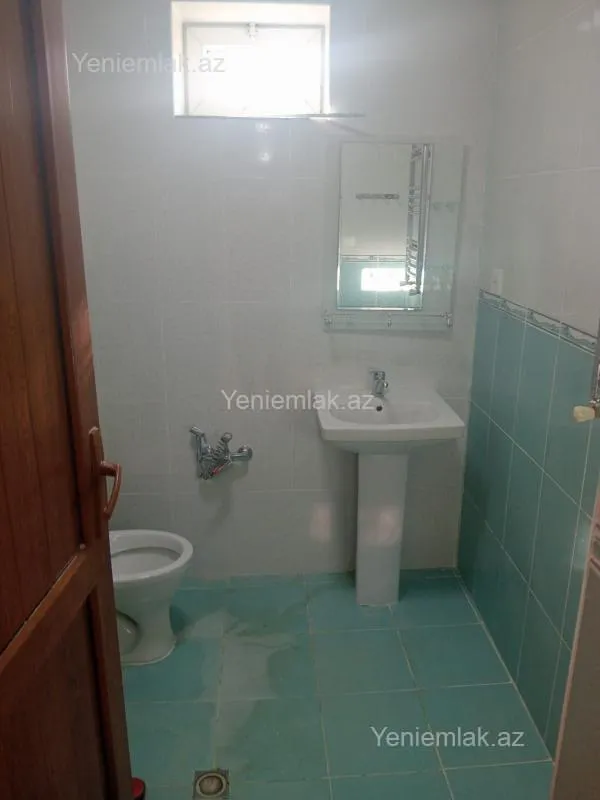 Satılır 4 otaqlı həyət evi 160 m²