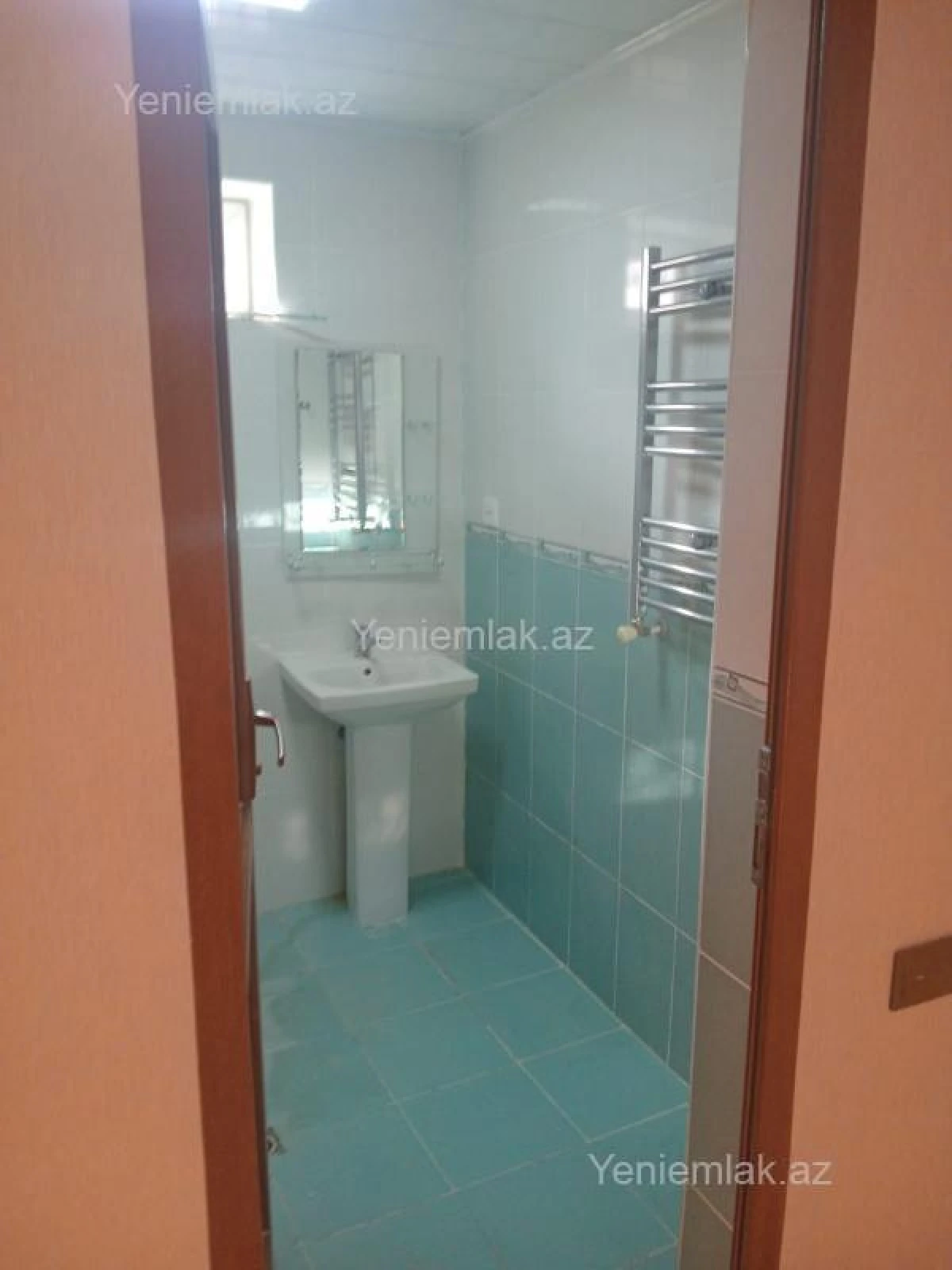 Satılır 4 otaqlı həyət evi 160 m²