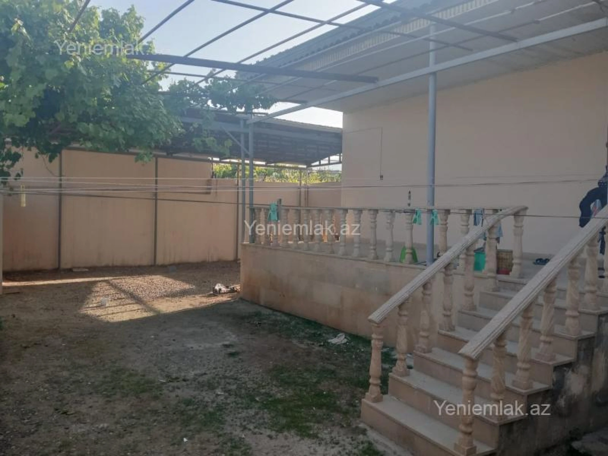 Satılır 4 otaqlı həyət evi 160 m²