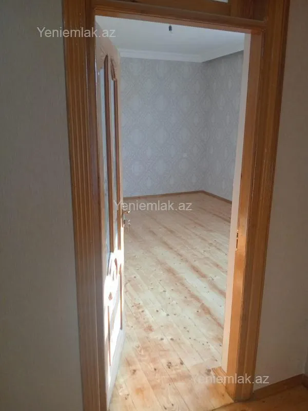 Satılır 4 otaqlı həyət evi 160 m²