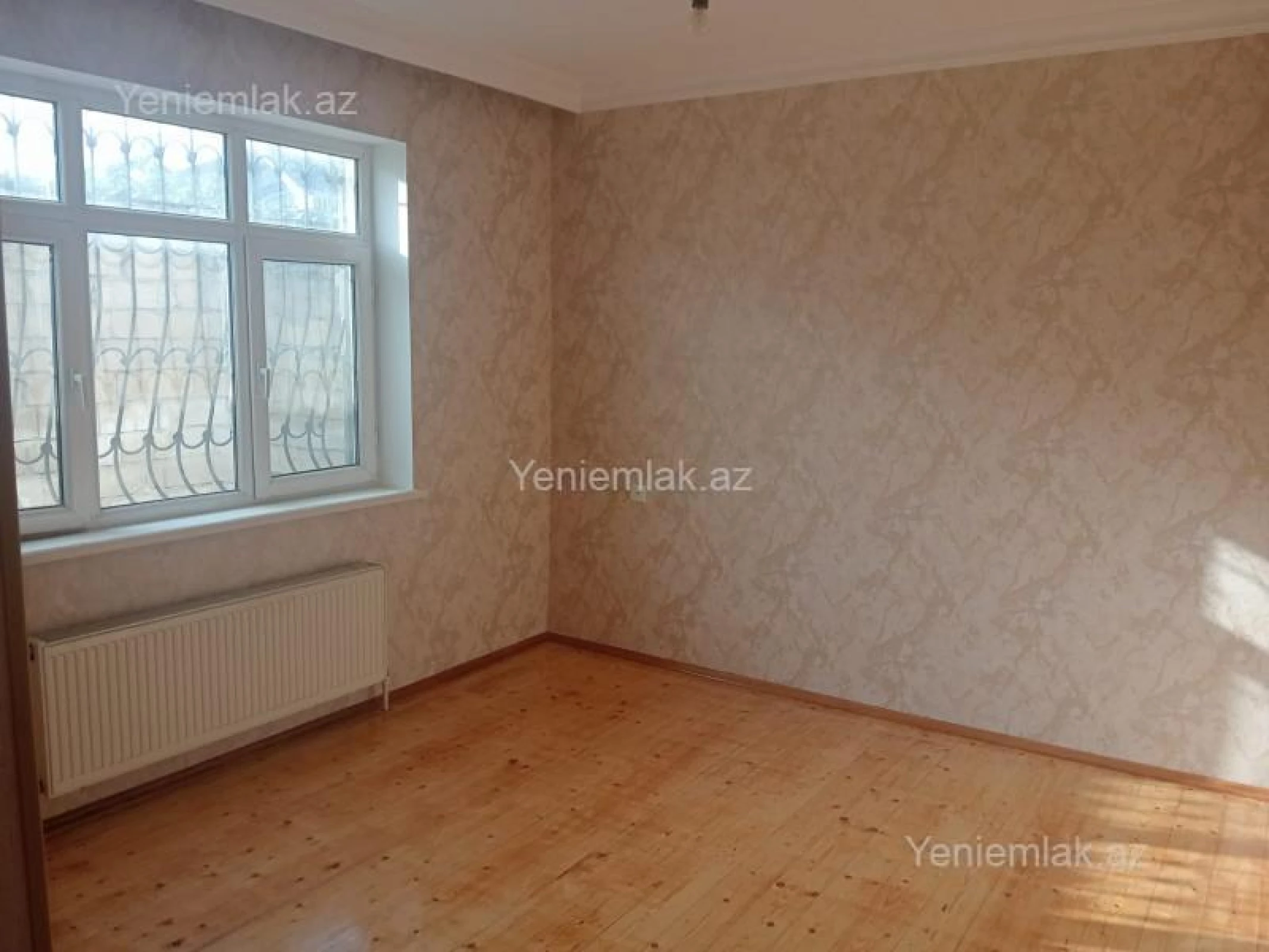 Satılır 4 otaqlı həyət evi 160 m²