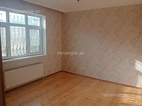 Satılır 4 otaqlı həyət evi 160 m²