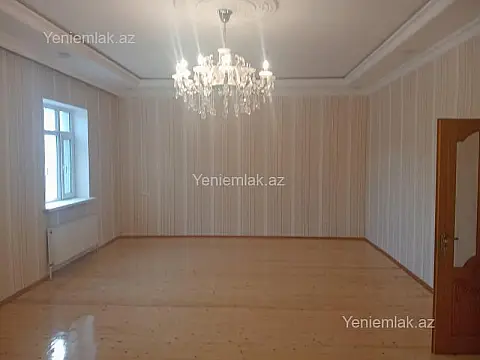 Satılır 4 otaqlı həyət evi 160 m²