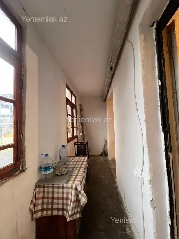 Satılır 2 otaqlı köhnə tikili 40 m²