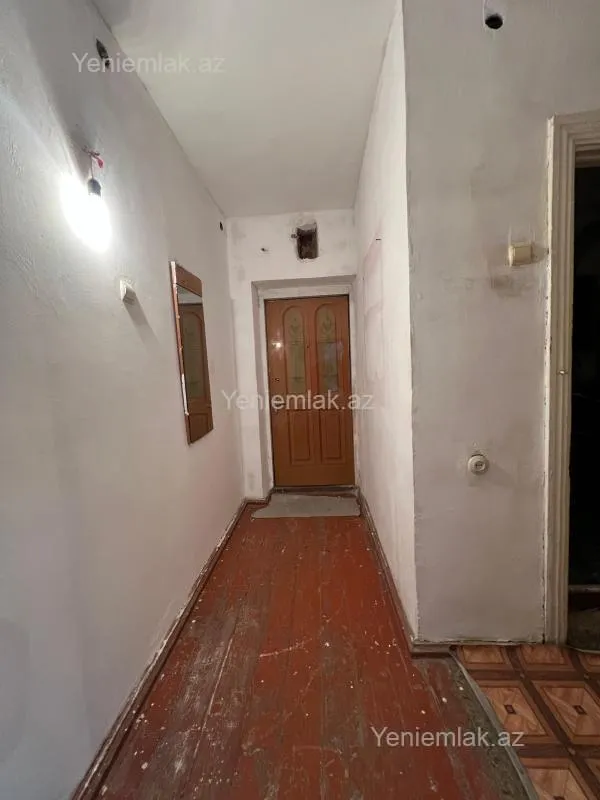 Satılır 2 otaqlı köhnə tikili 40 m²