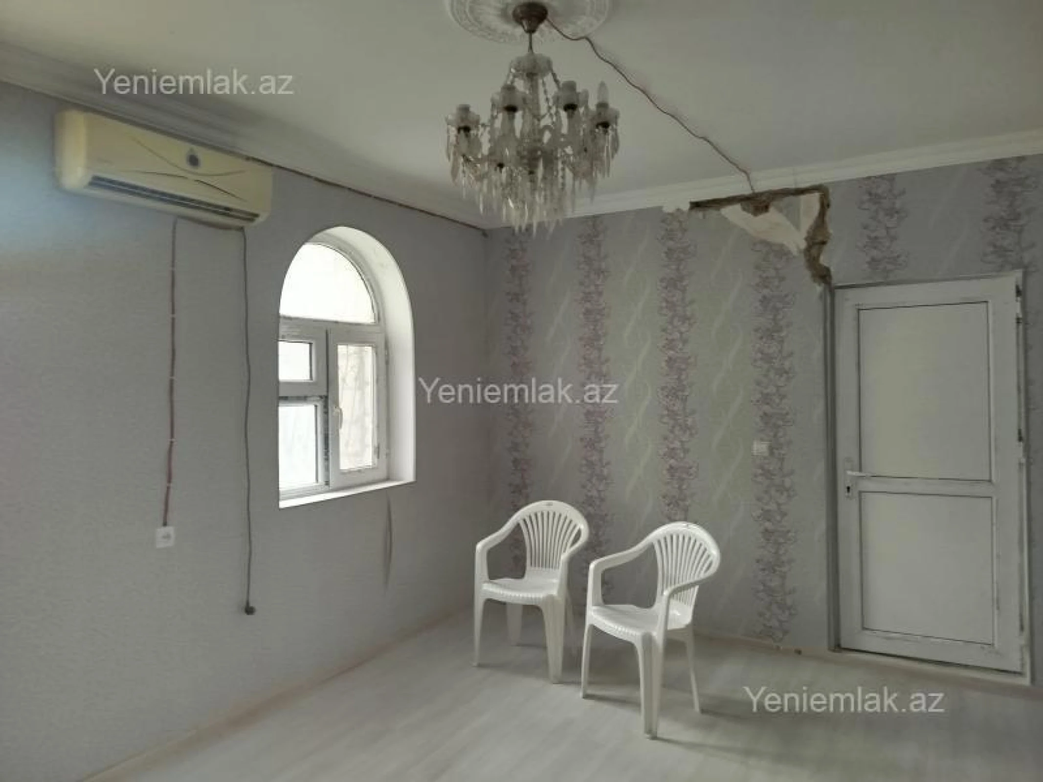 Satılır 6 otaqlı həyət evi 250 m²