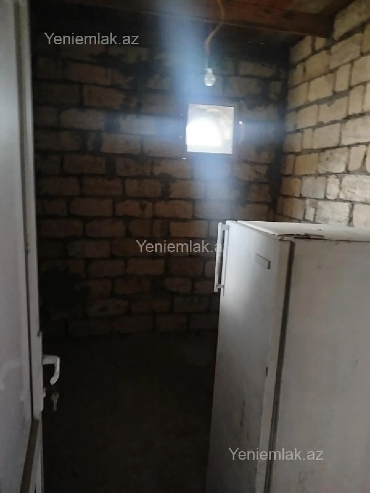 Satılır 6 otaqlı həyət evi 250 m²