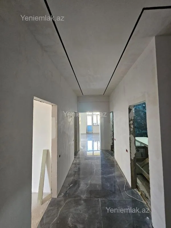 Satılır 3 otaqlı yeni tikili 95 m²