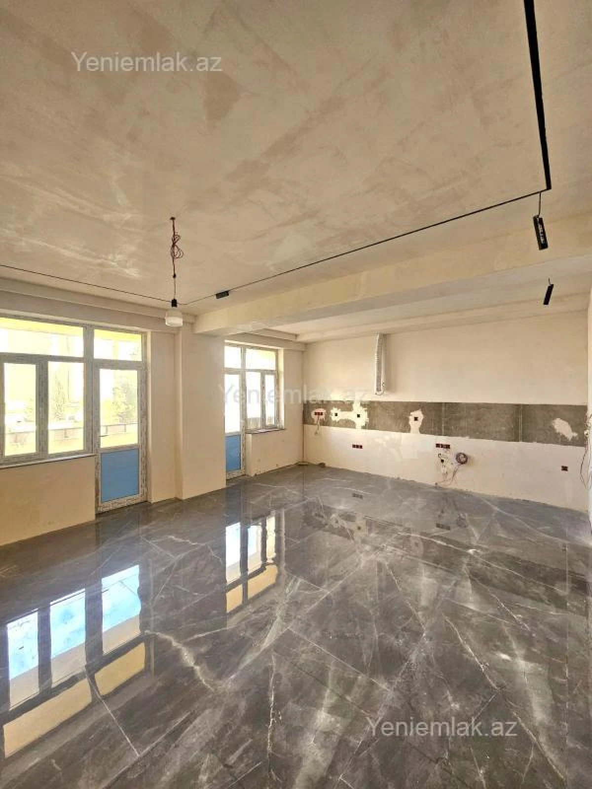 Satılır 3 otaqlı yeni tikili 95 m²