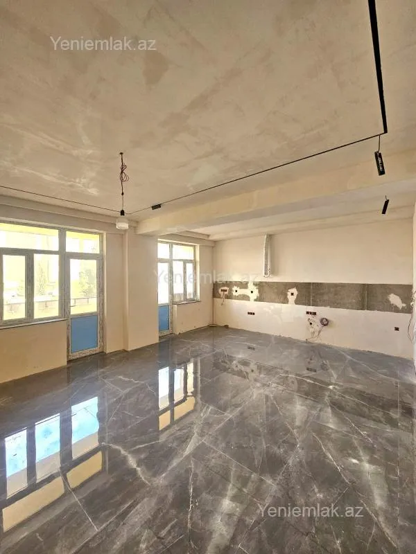 Satılır 3 otaqlı yeni tikili 95 m²