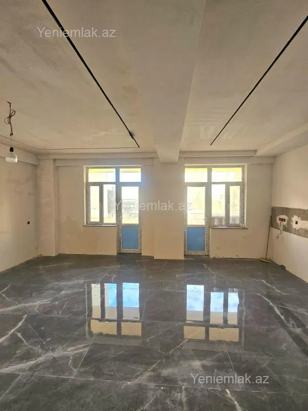Satılır 3 otaqlı yeni tikili 95 m²