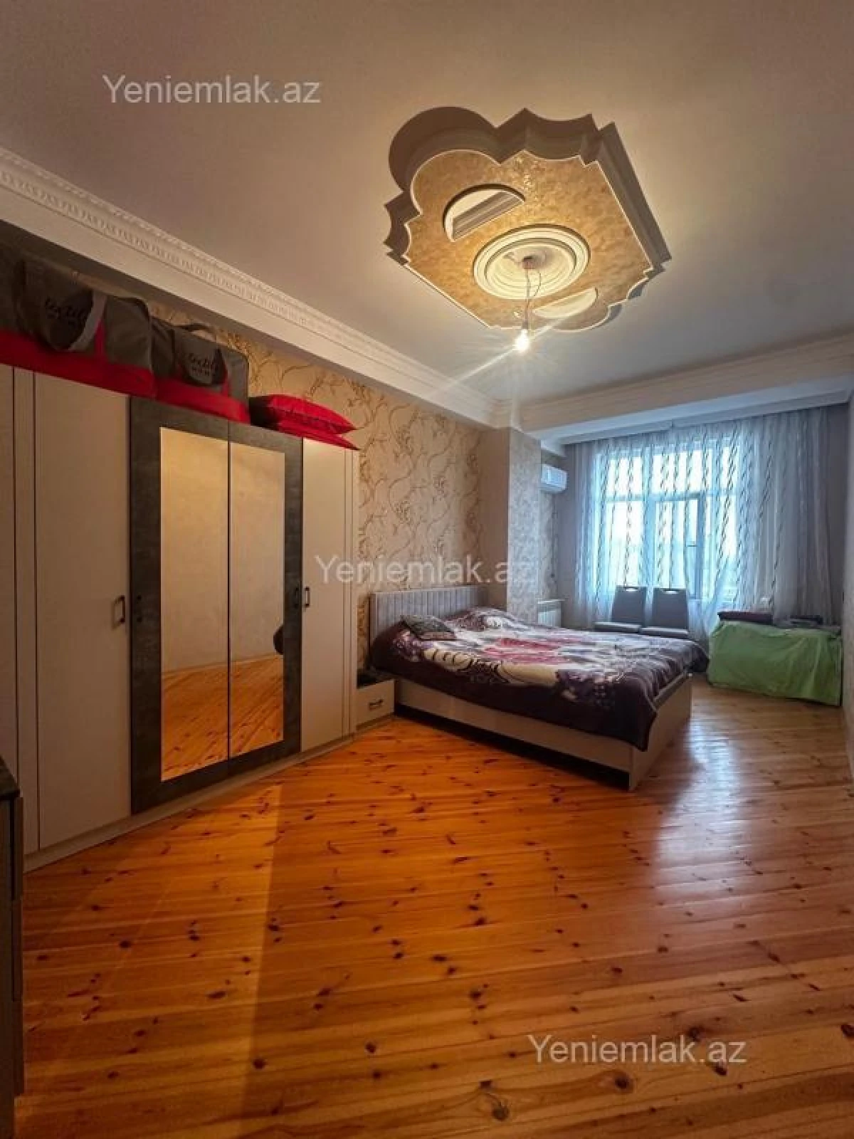 Satılır 2 otaqlı yeni tikili 60 m²