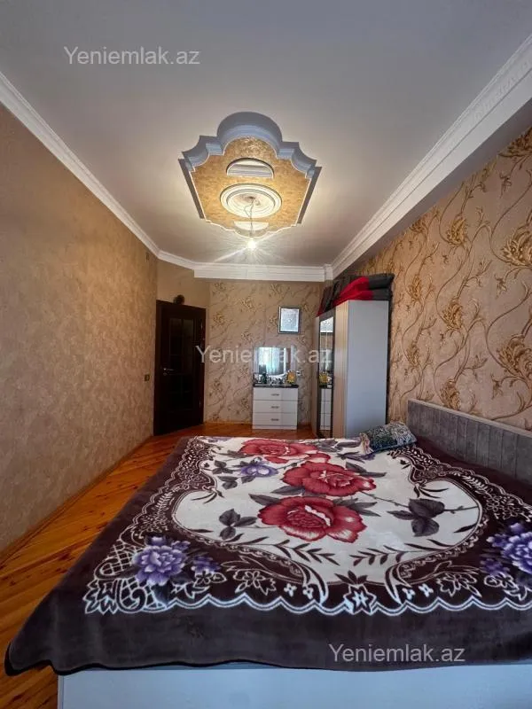 Satılır 2 otaqlı yeni tikili 60 m²