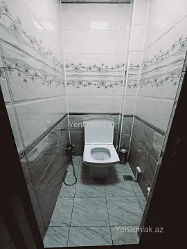 Satılır 2 otaqlı köhnə tikili 55 m²