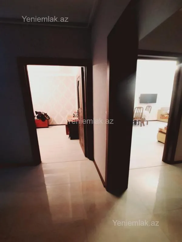 Satılır 2 otaqlı köhnə tikili 55 m²