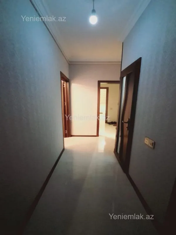 Satılır 2 otaqlı köhnə tikili 55 m²