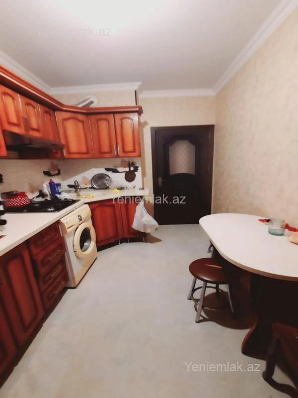 Satılır 2 otaqlı köhnə tikili 55 m²