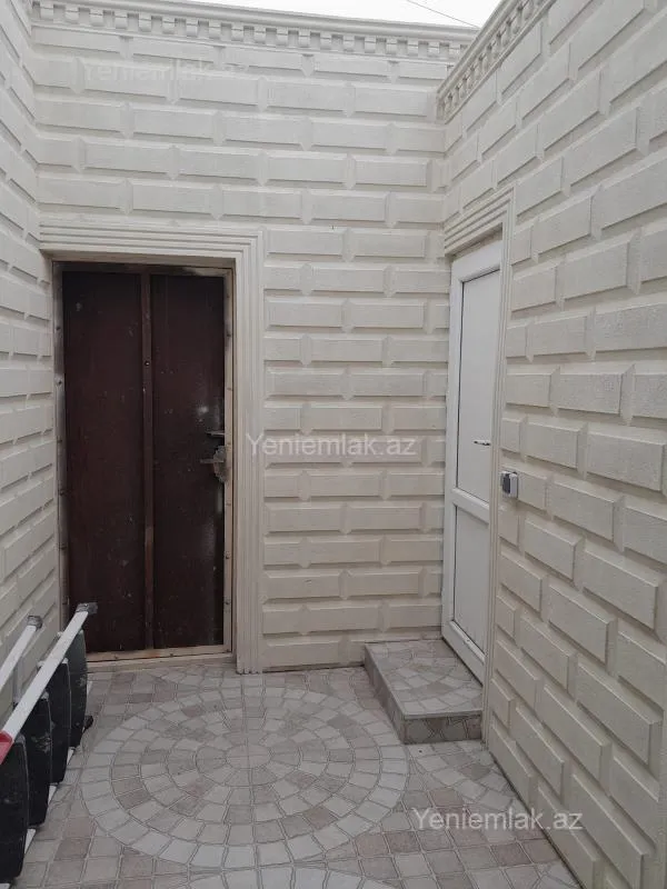 Satılır 2 otaqlı həyət evi 75 m²