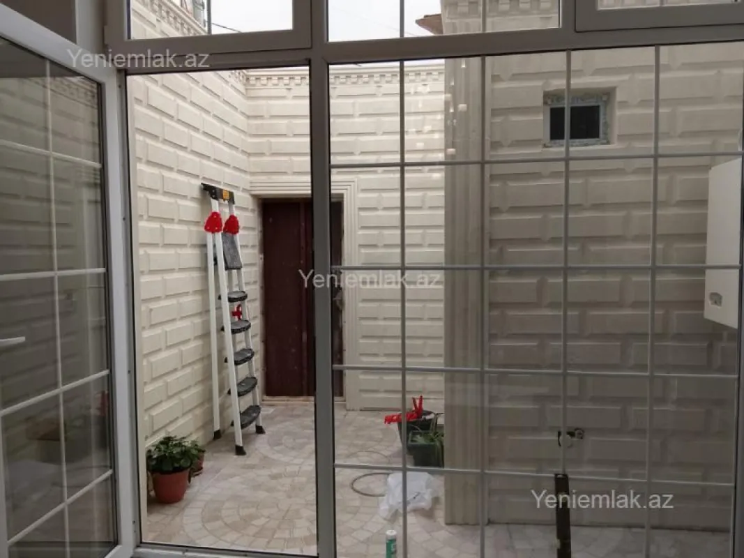 Satılır 2 otaqlı həyət evi 75 m²