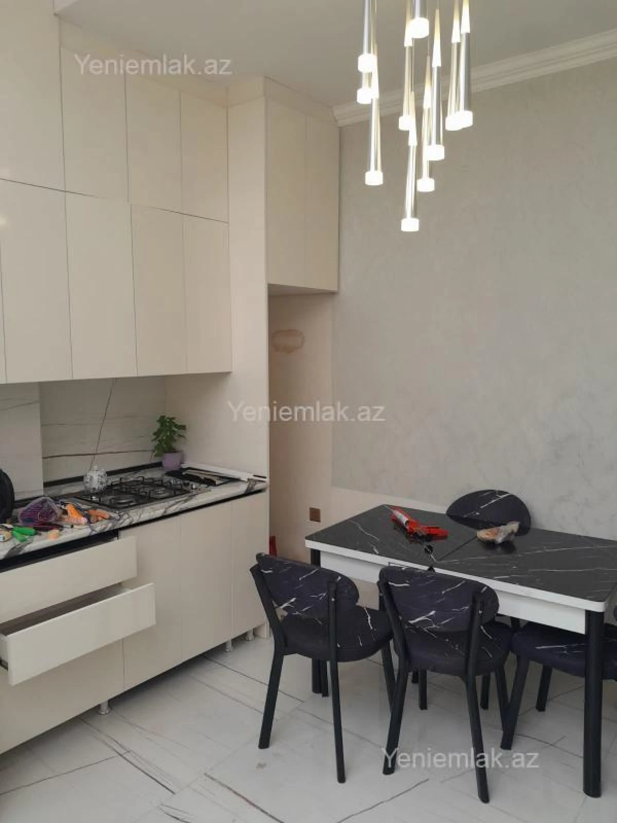 Satılır 2 otaqlı həyət evi 75 m²