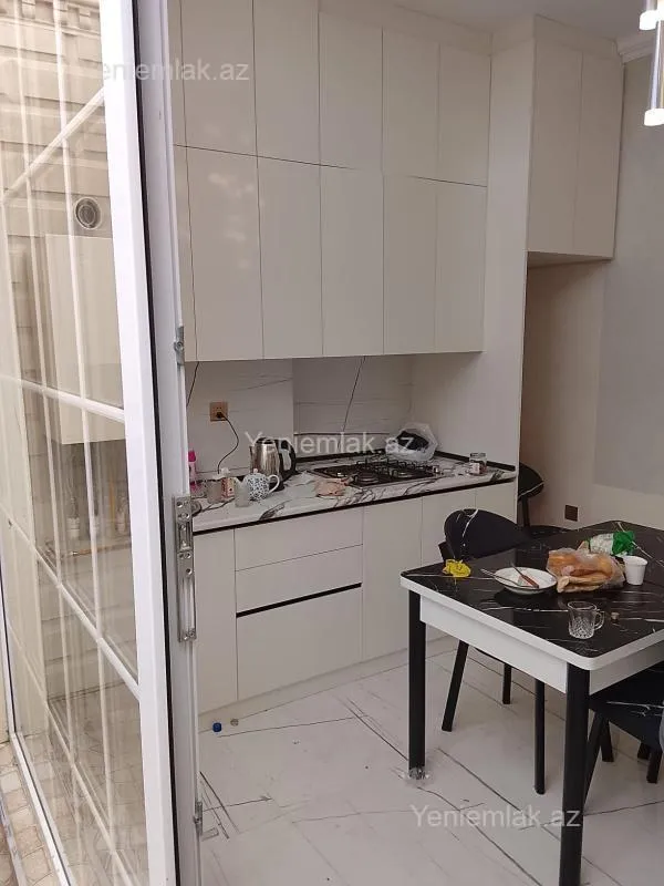 Satılır 2 otaqlı həyət evi 75 m²
