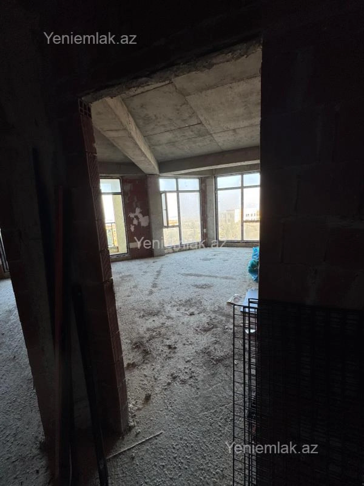 Satılır 2 otaqlı yeni tikili 93 m²