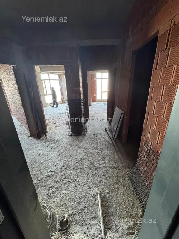 Satılır 2 otaqlı yeni tikili 93 m²