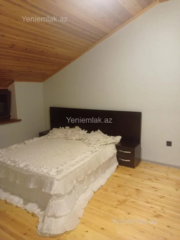 Satılır 7 otaqlı həyət evi 170 m²