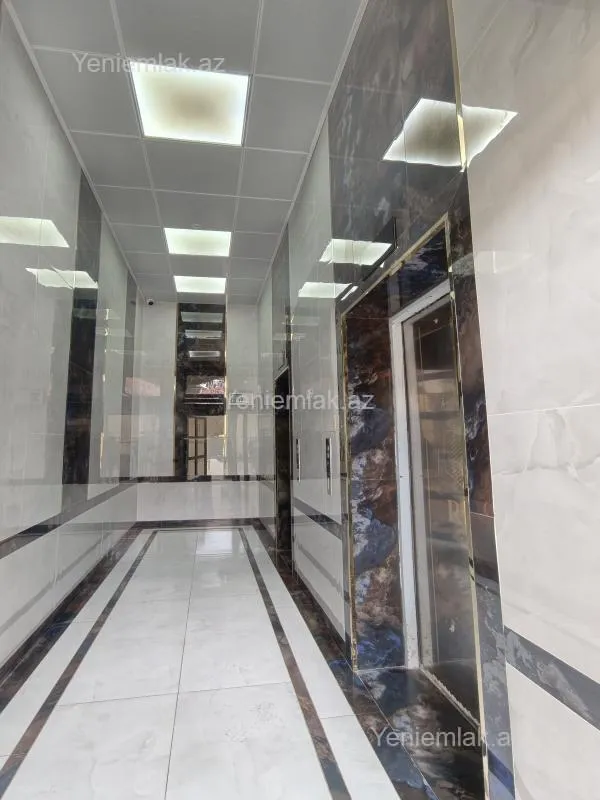 Satılır 2 otaqlı yeni tikili 68 m²