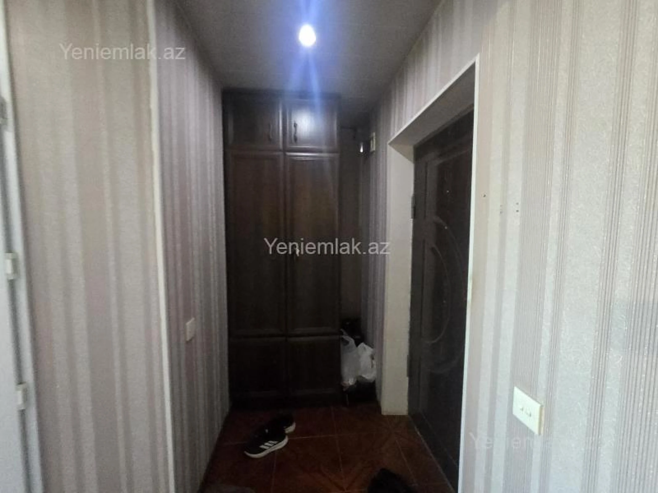 Satılır 2 otaqlı köhnə tikili 47 m²