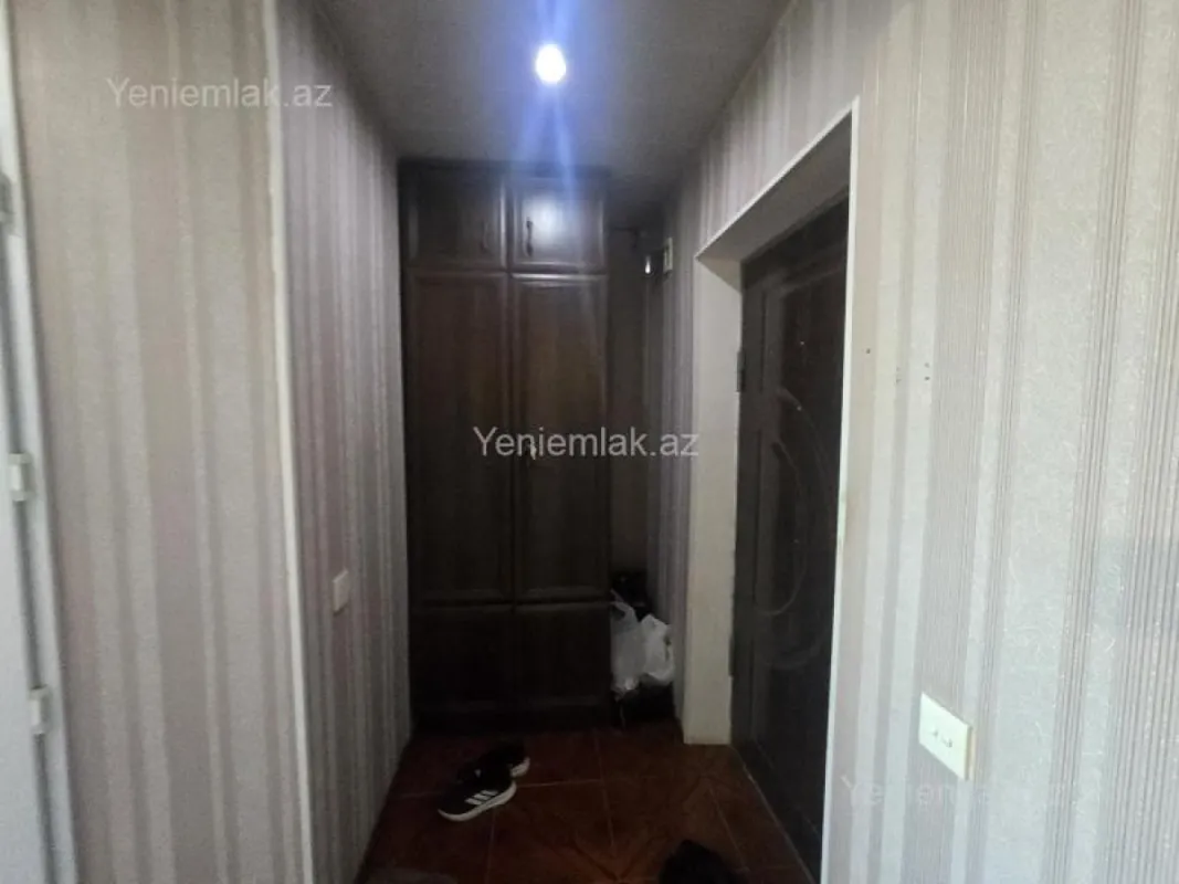 Satılır 2 otaqlı köhnə tikili 47 m²