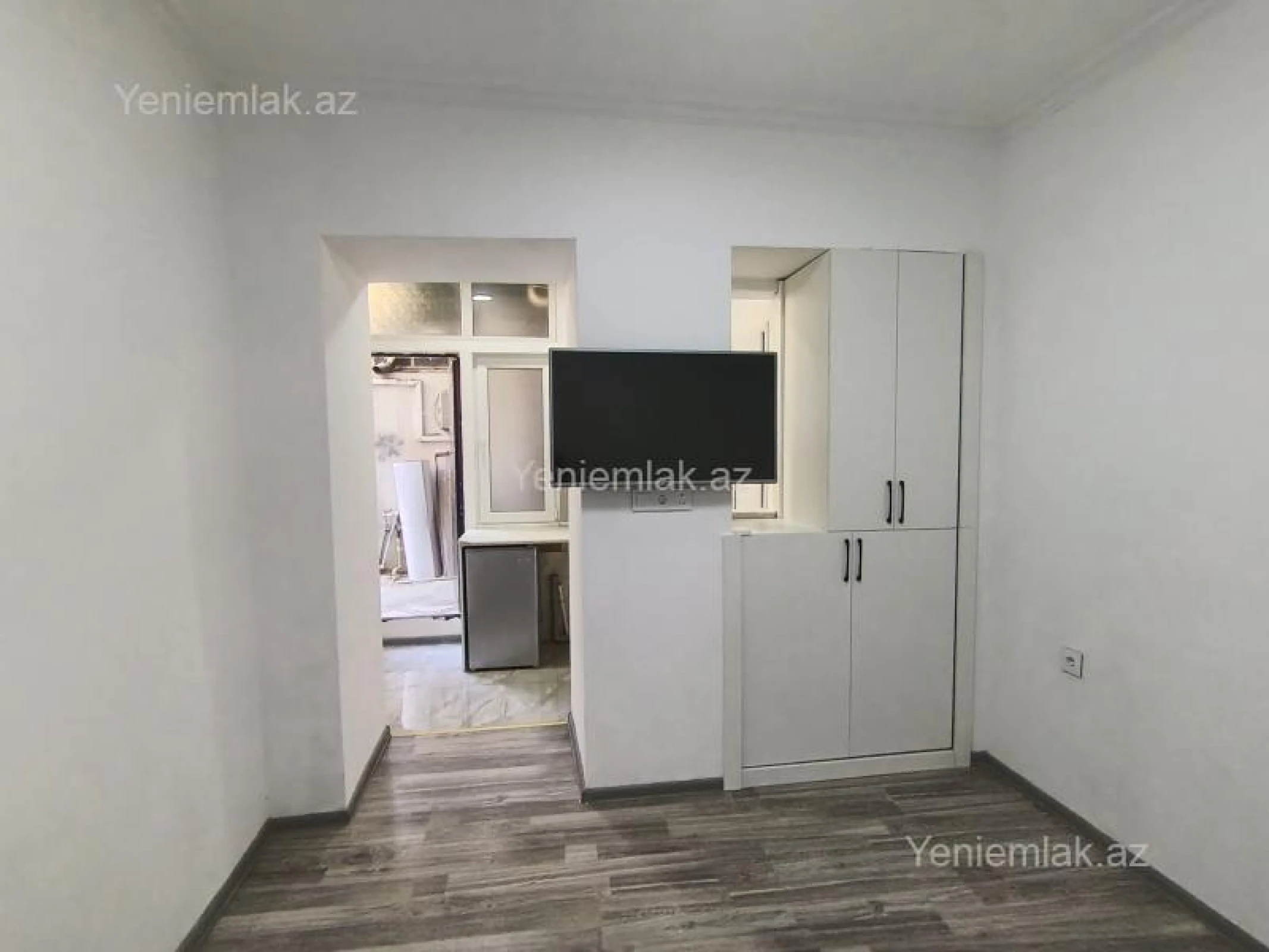Satılır 1 otaqlı köhnə tikili 17 m²