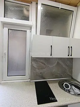 Satılır 1 otaqlı köhnə tikili 17 m²