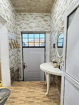 Satılır 4 otaqlı həyət evi 160 m²