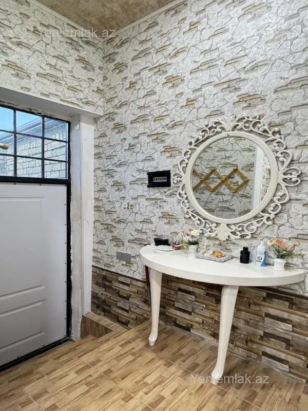 Satılır 4 otaqlı həyət evi 160 m²